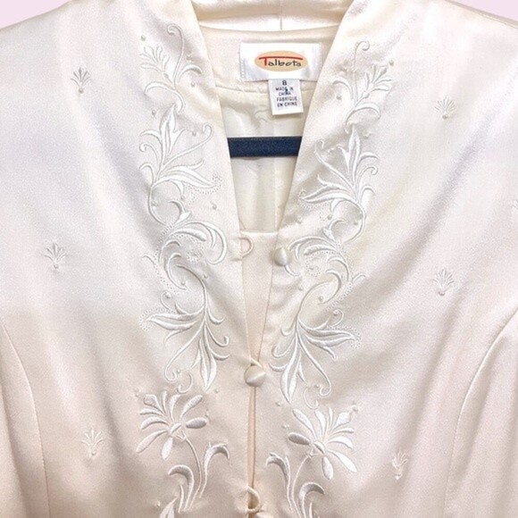 Vintage Talbots 100% Silk Blazer Cream Ivory Embroidered Beaded Womens Size 8 - Picture 4 of 9